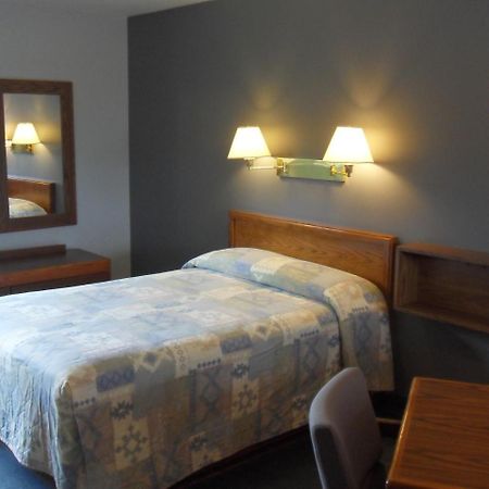 Swan Inn Motel Comstock Park Kültér fotó