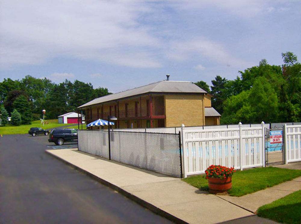 Swan Inn Motel Comstock Park Kültér fotó