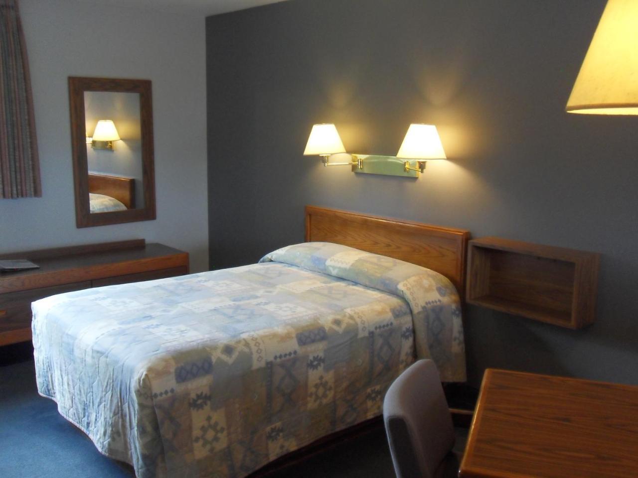 Swan Inn Motel Comstock Park Kültér fotó