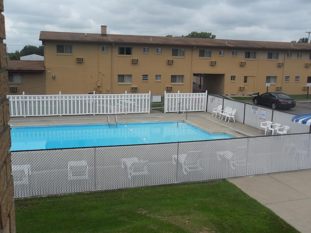 Swan Inn Motel Comstock Park Kültér fotó