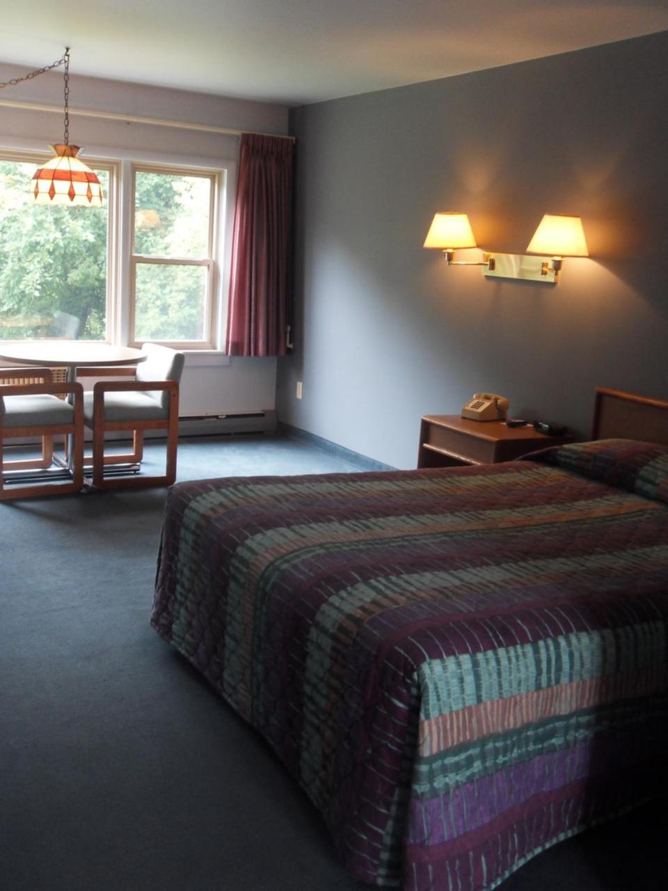 Swan Inn Motel Comstock Park Kültér fotó
